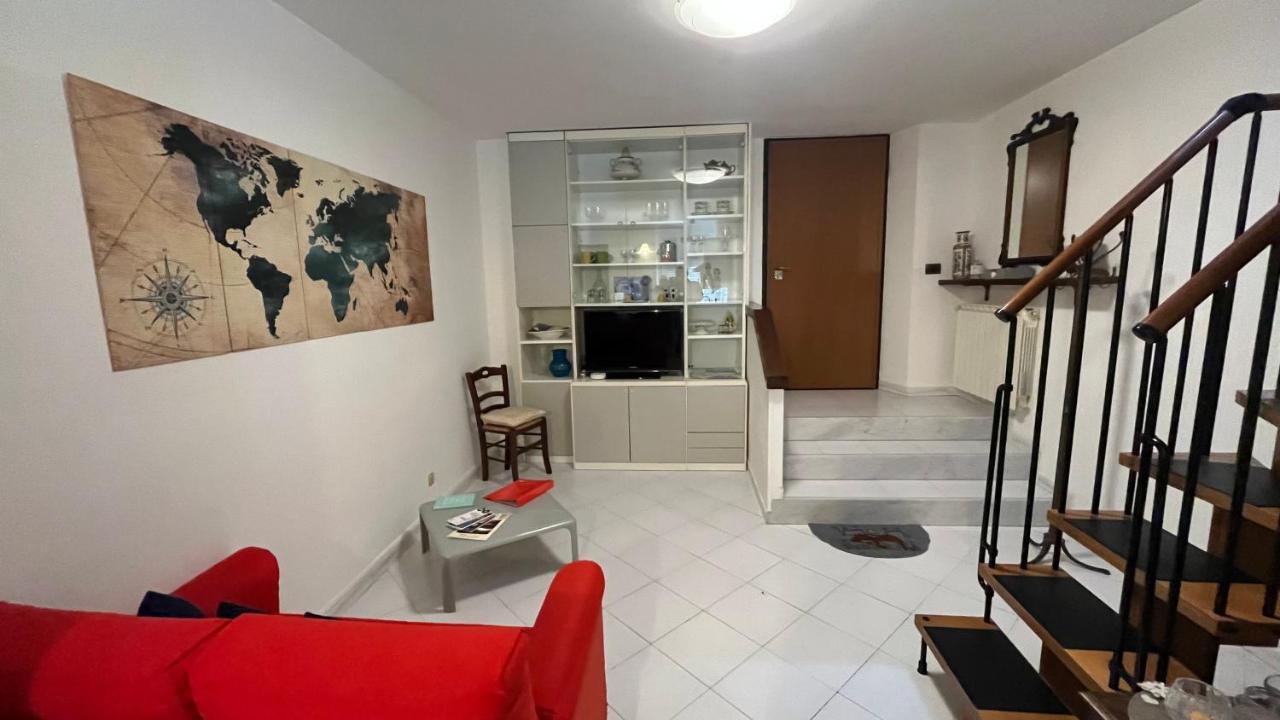 Casa Elena Lägenhet La Spezia Exteriör bild